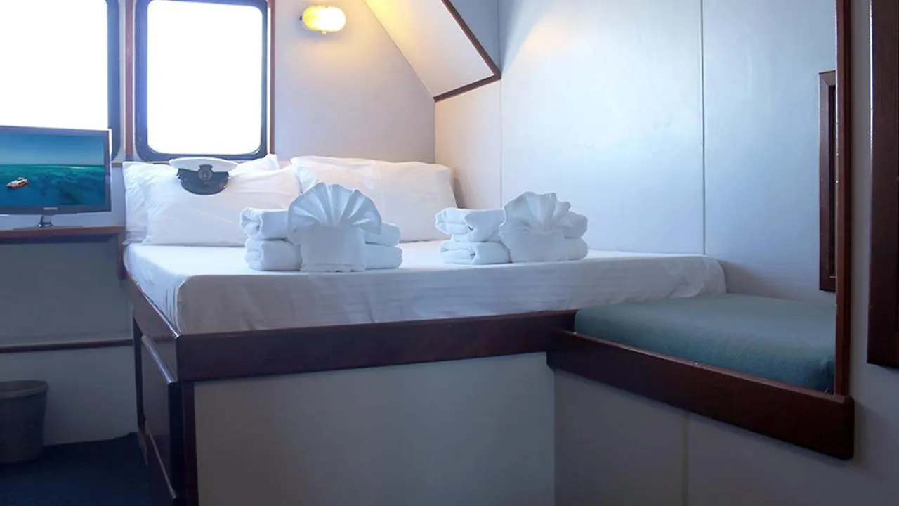 Boatel Cairns Hotel