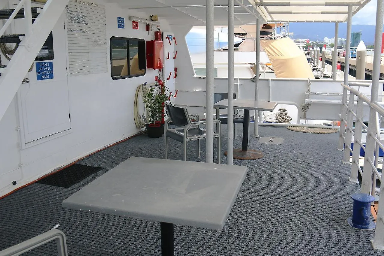 Boatel Cairns Hotel